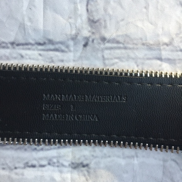 GRAY WITH SILVER ZIPPER DETAILS TRIM BELT SIZE L - Picture 5 of 8